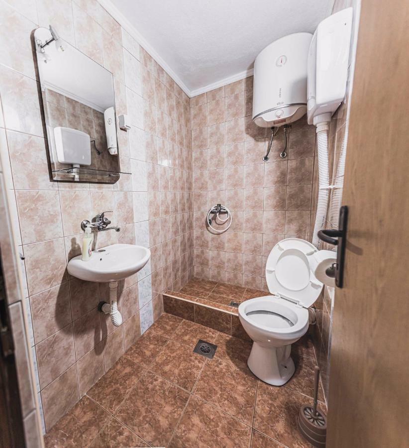 Apartments Ljujic Kruče Zewnętrze zdjęcie