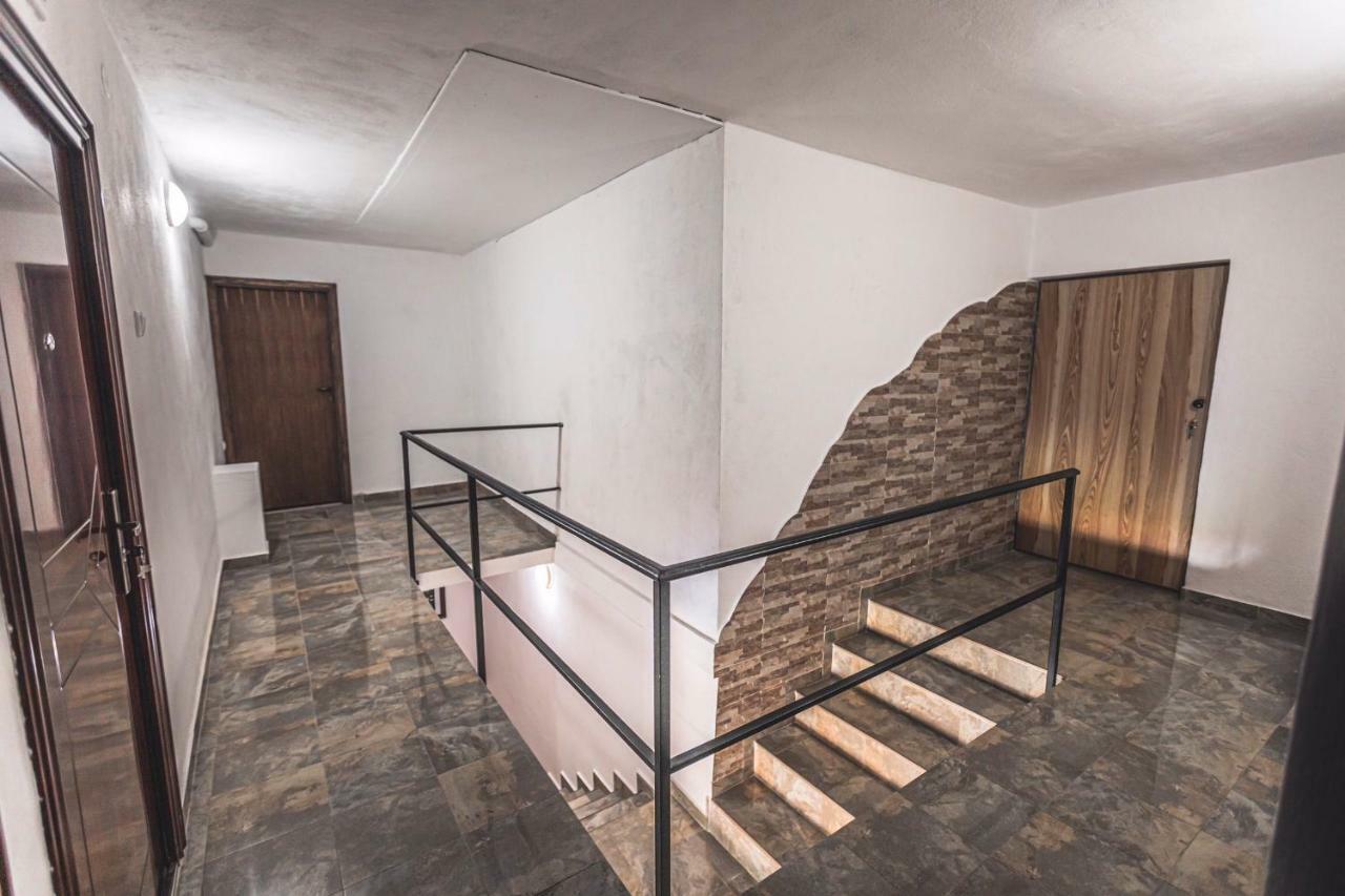 Apartments Ljujic Kruče Zewnętrze zdjęcie